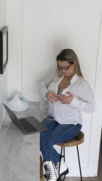 Cara Cups Lifestyle 1